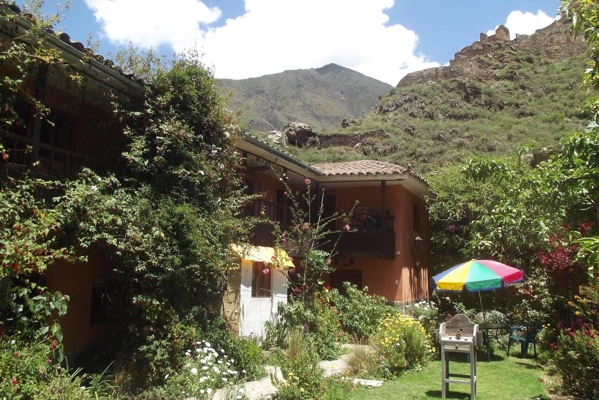 Las Portadas Ollantaytambo Exterior photo